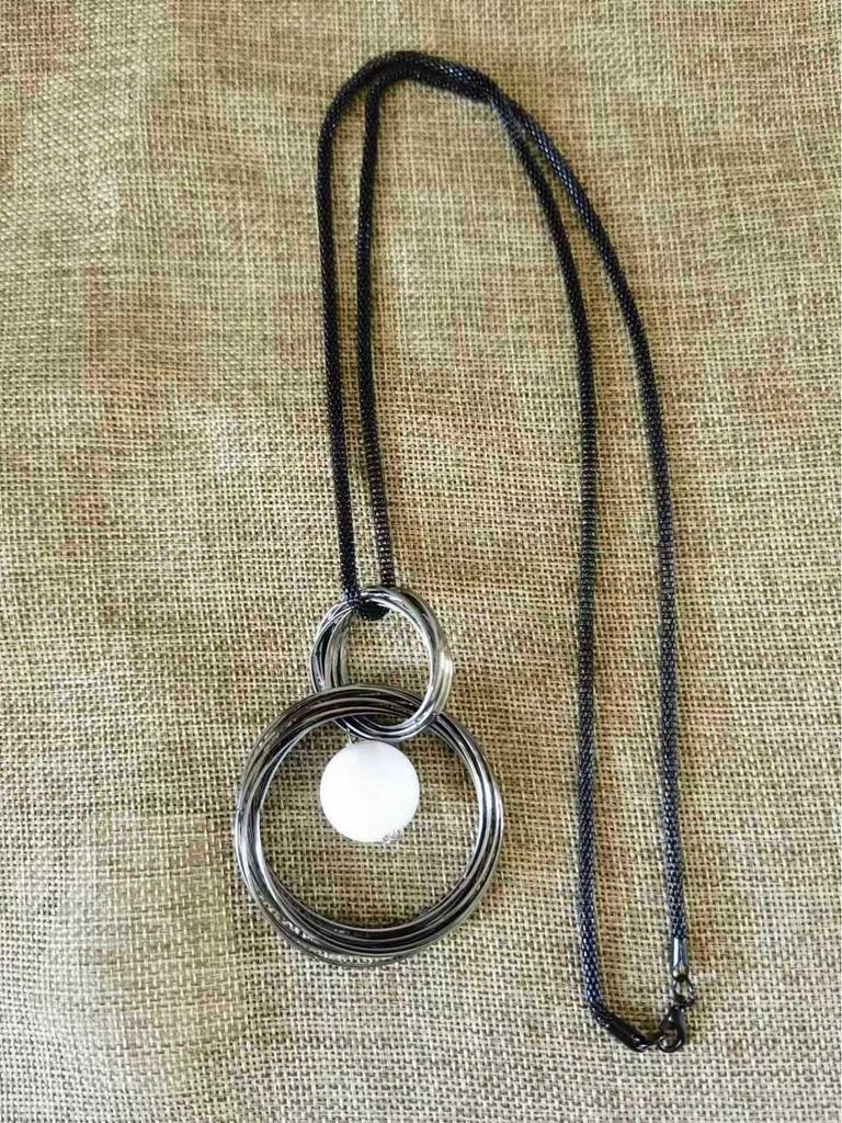 Elegant Cross-Border Sweater Chain: Luxury Women's Long Necklace - Versatile, Chic Autumn/Winter Accessory