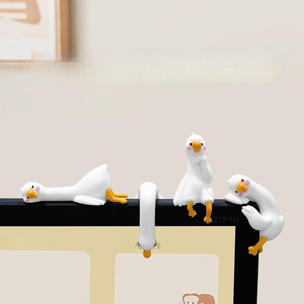 4Pcs 3D Craft Figurine Computer Monitor Decors Desk Home Small Goose Statues Small Goose Statues TV Monitor Desk Table Shelf