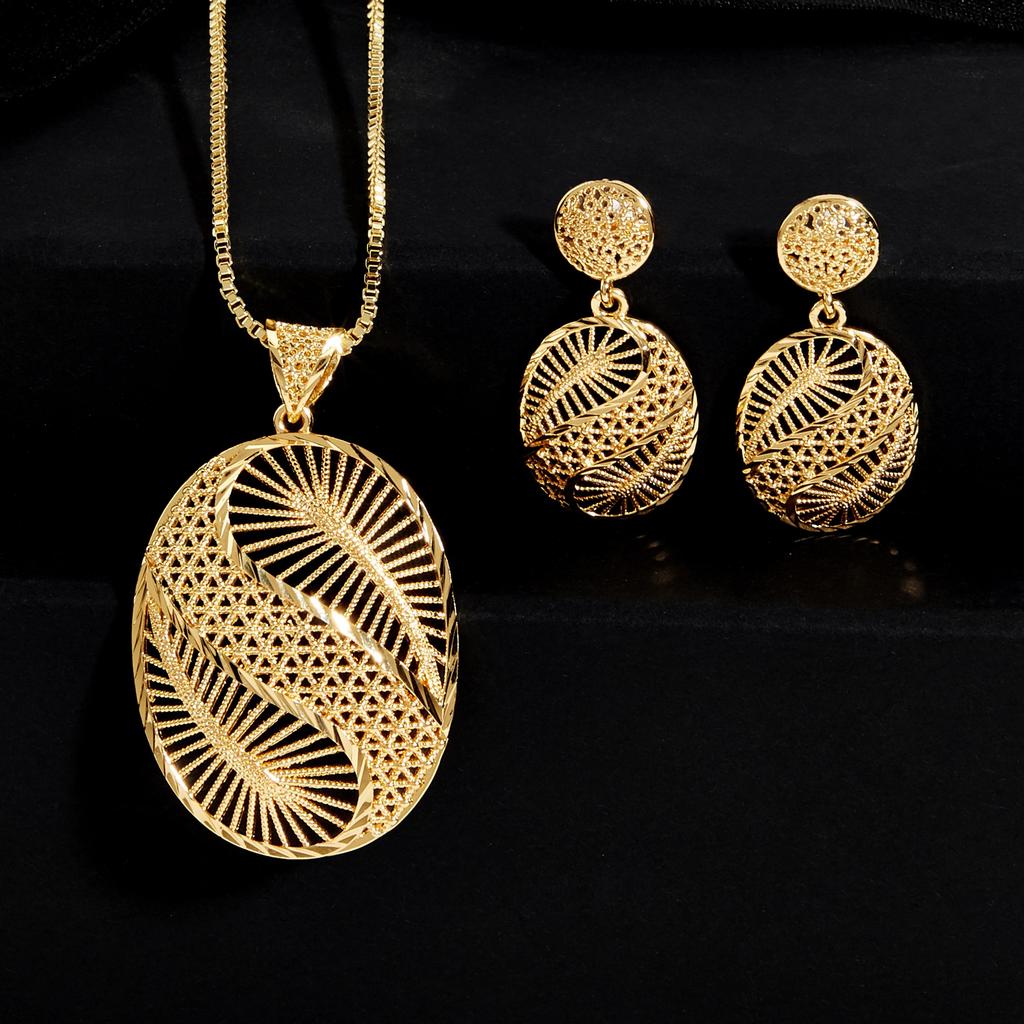 Set Bijuterii Oval Auriu Texturat CMM Colier cu Pandantiv Geometric Cercei Asortați Accesoriu Trendy pentru Femei Purtare Zilnică/Petrecere