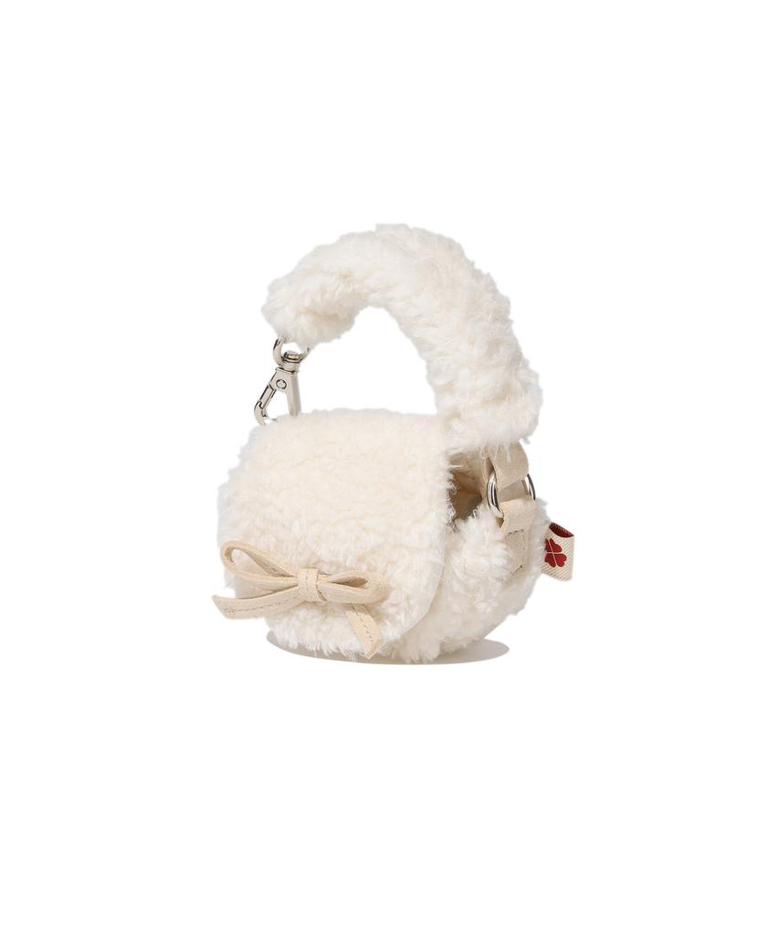 Covernat Woman Clover Heart Fluffy Pouch Ivory