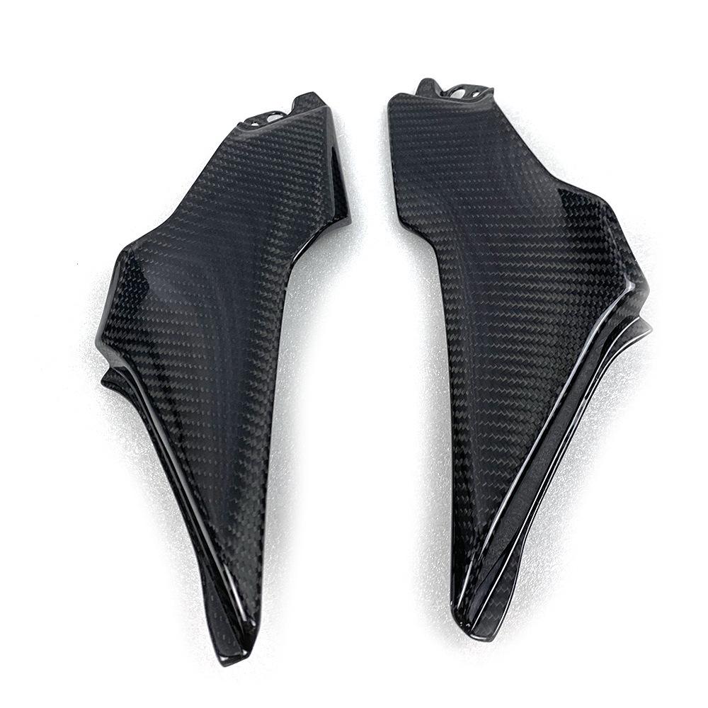 Clearance: Kawasaki Z900 Modified Carbon Fiber Lower Radiator Panel (2017-2019)