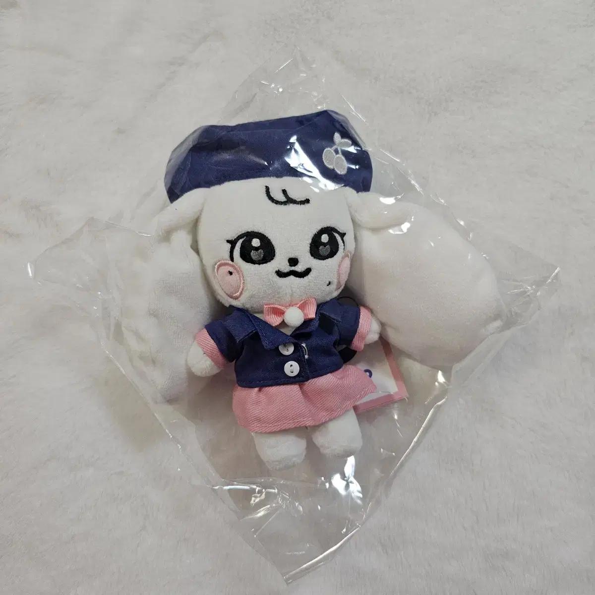 

Ive Minive Popup Store School Plush Keyring Wonyoung