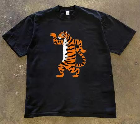 T-shirt Stampata con Nuovo Motivo Estivo Adatta Sia a Uomini Che a Donne Realizzata in Puro Cotone T-shirt alla Moda e Versatile