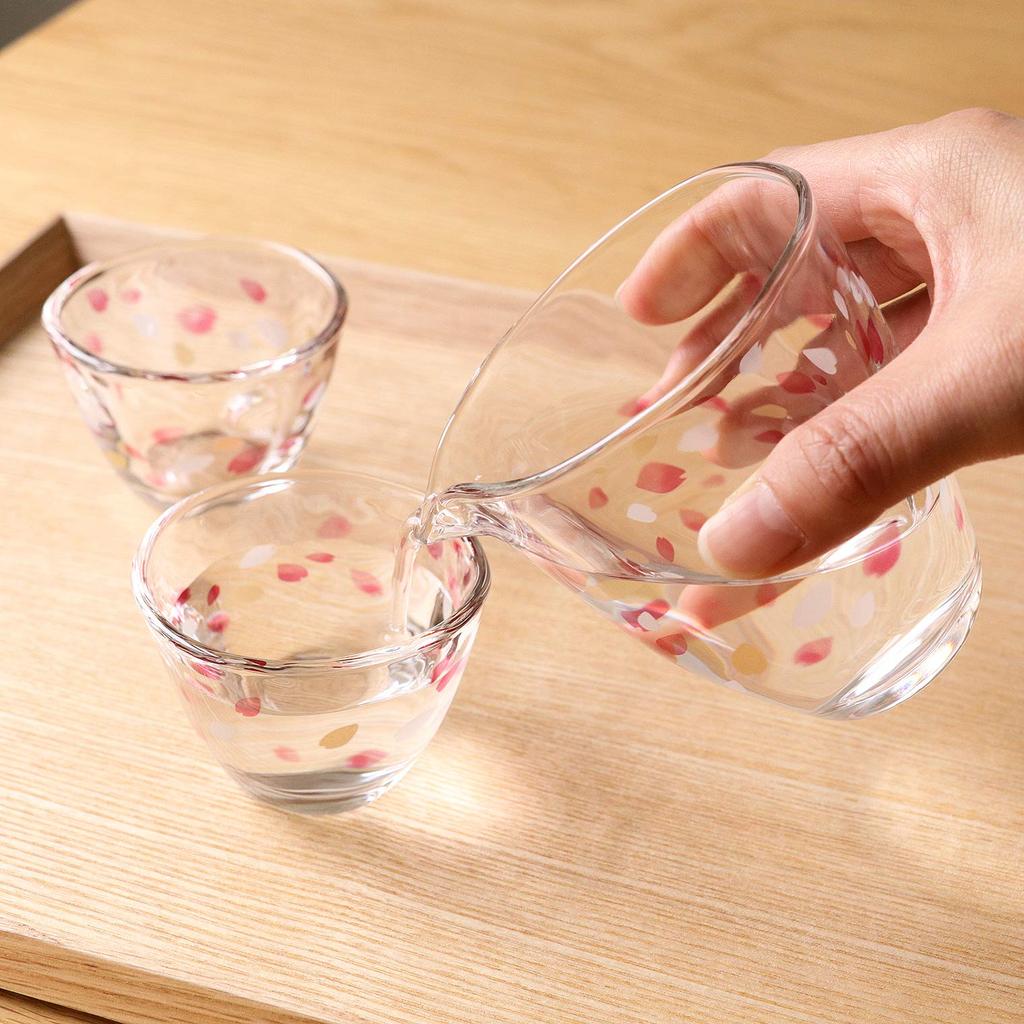 Aderia Haruiro Sake Made in Gift Includes a sake a sake and a sake cup for cold Stylish gift for and A great gift for or any (ADERIA) [Tebineri Set,