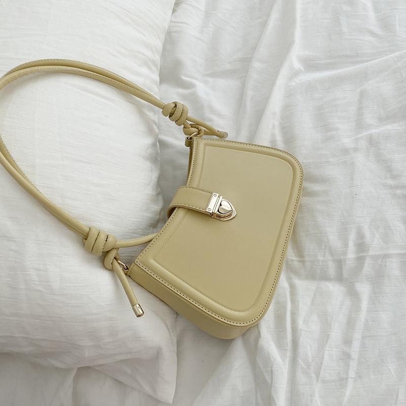 

Универсальная сумка подмышку для женщин простая повседневная любовь маленькая квадратная рюкзак кроссбоди на плечо текстура новая