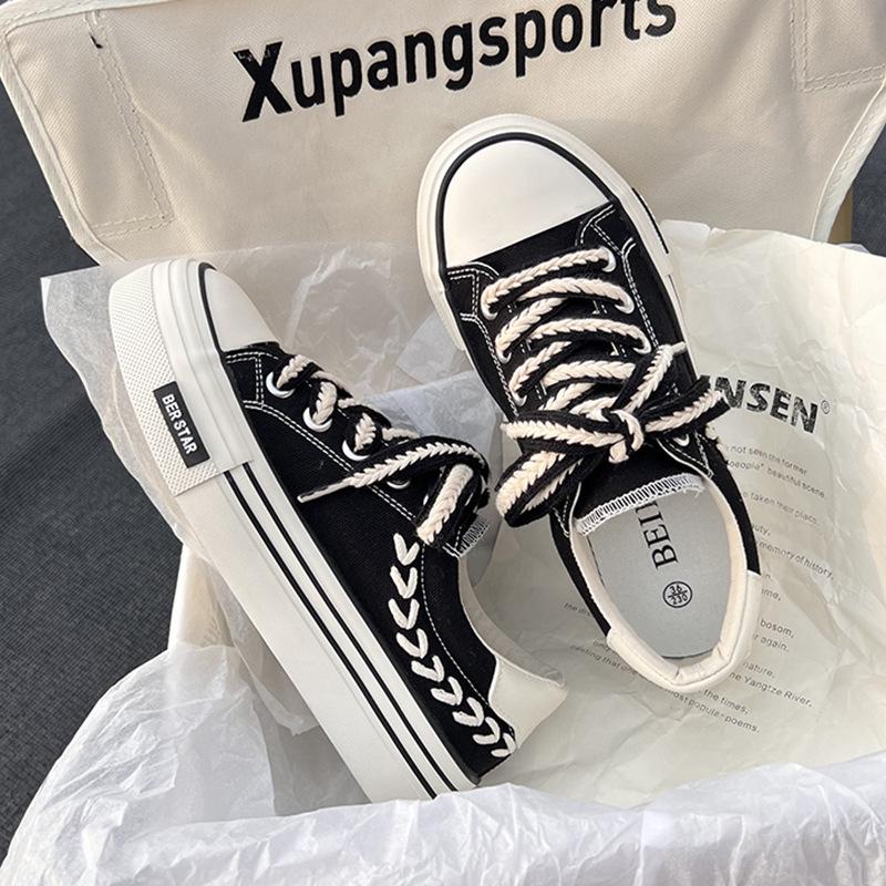 

Мода 2024 года, новые весенние туфли на платформе из вулканизированной кожи, модные женские парусиновые туфли, повседневные кроссовки на плоской подошве, женские удобные кроссовки Zapatos Mujer 35 чёрный