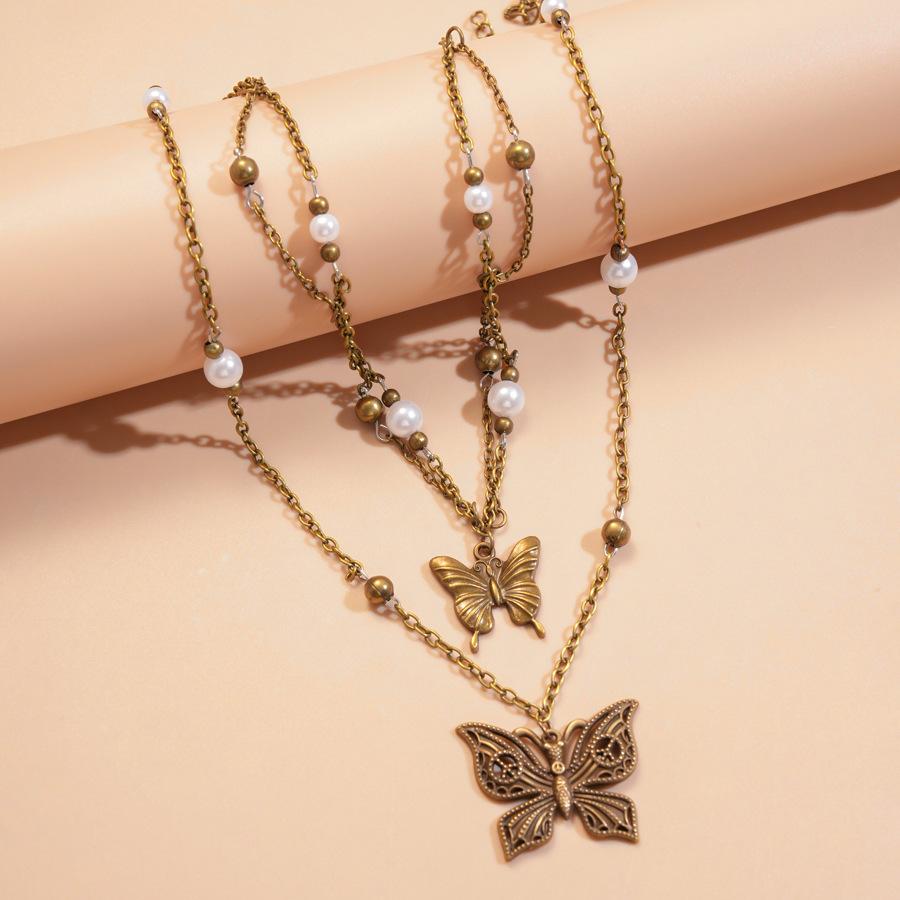 Two-piece Set of Old Imitation Pearl Butterfly Multi-layer Stacked Collarbone Chain Fashion Necklace