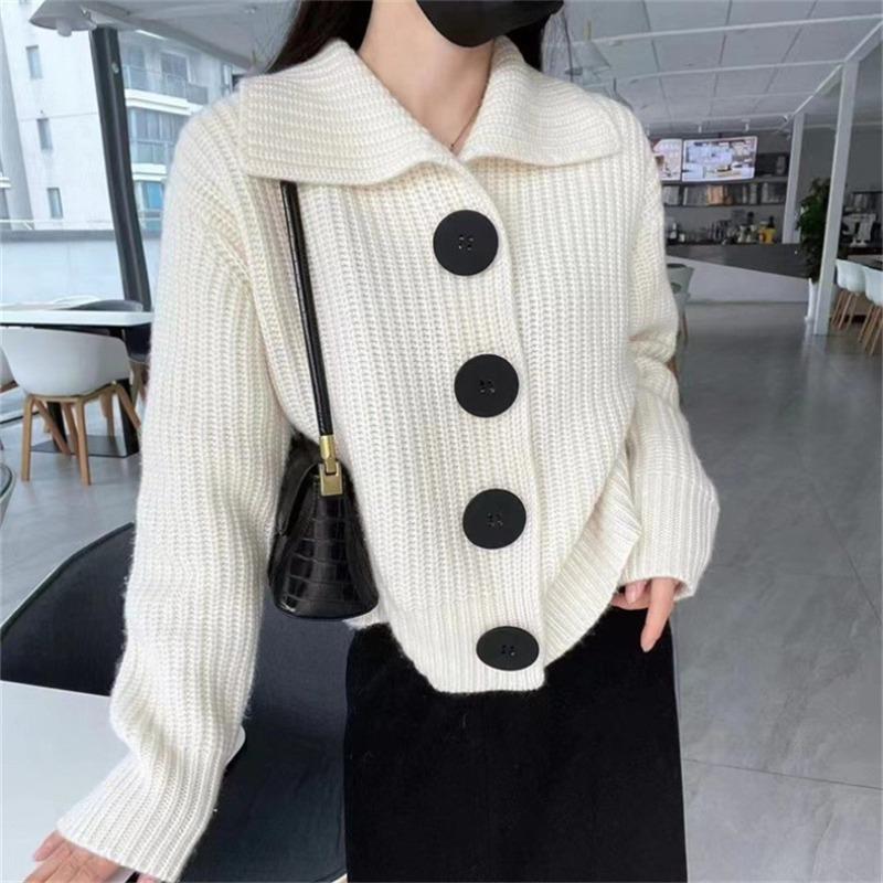 Knitted Cardigan Women's Autumn Clothing New Long-sleeved Loose Fashion Large Button Lapel Short Sweater Jacket