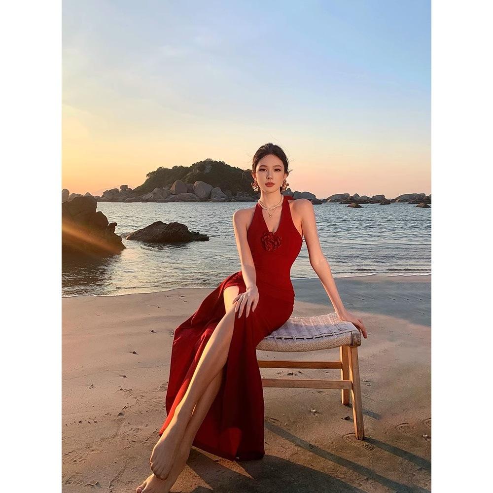 French High-end Red V-neck Neck Suspender Dress, Female Sexy Split-ended Hip-wrapped Long Dress, Seaside Vacation Style