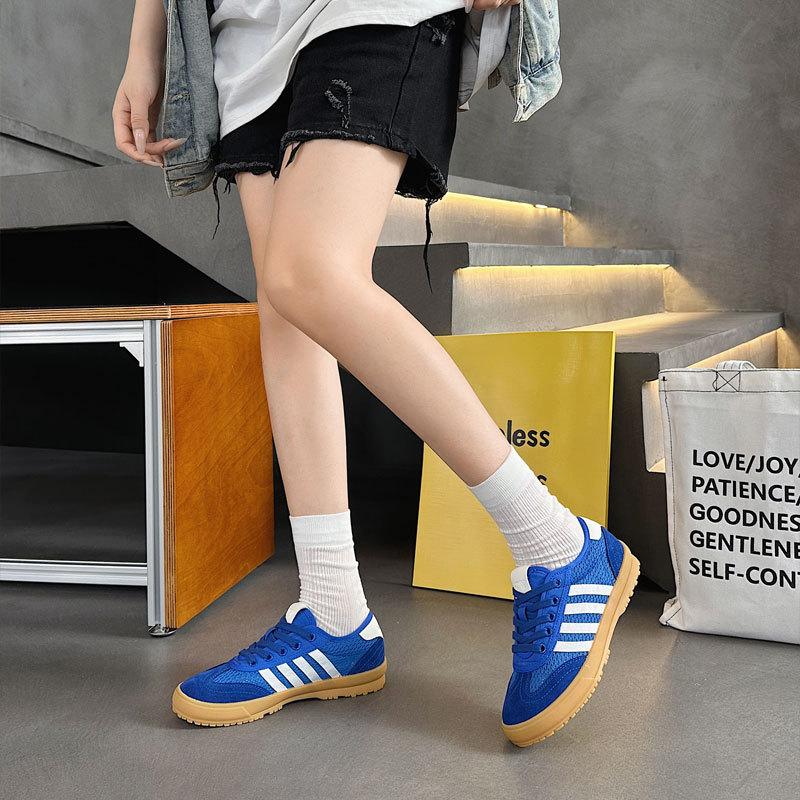 Retro leather German training shoes women's spring and summer new versatile sports and leisure shoes Clover Forrest Gump shoes