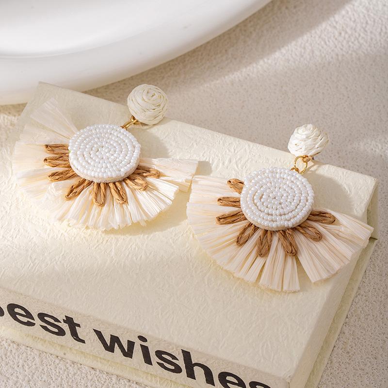 Dopamine Raffia Sun Flower Vacation Wind Earrings Women'S Handwoven Earrings Travel Photography Unique And Beautiful Earrings