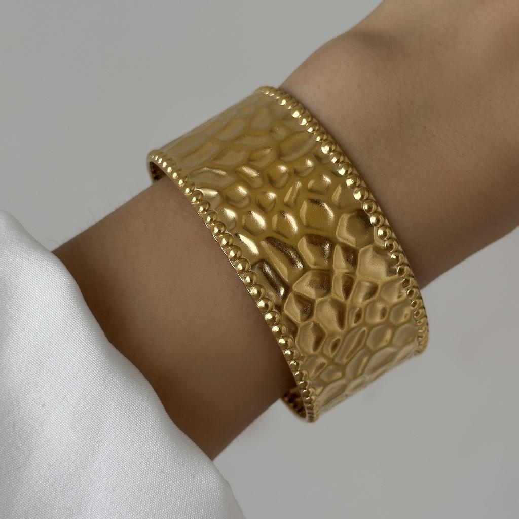 Vintage Irregular Bracelet for Women Stainless Steel Gold Color Open Cuff Bangle Exquisite Luxury Waterproof Jewelry Accessories