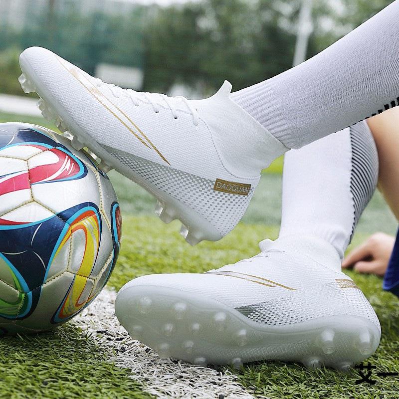 Daily Training Shoes Professional Game Football Shoes Breathable