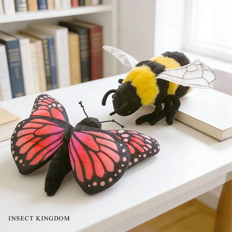 1pcs 6 Kinds of Insects Plush Toys Lifelike Butterfly Ant Bee Ladybug Mantis Spider Funny Simulated Insect Model Doll