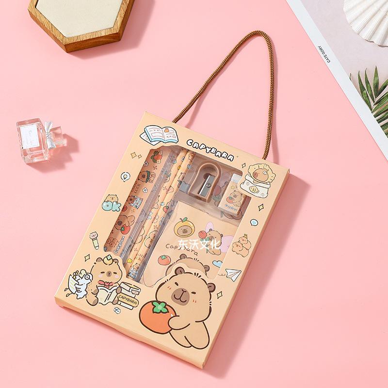 Dziecięce Pudełko Prezentowe z Artykułami Papierniczymi - Idealne na Urodziny, Nagrody i Prezenty Świąteczne