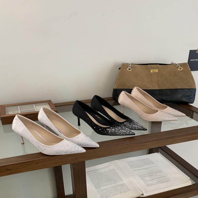 2025 Summer New Bridesmaids Internet Celebrities Side Empty Single Shoes Women's Thin Heels Pointed Shallow Mouth Banquet High Heels