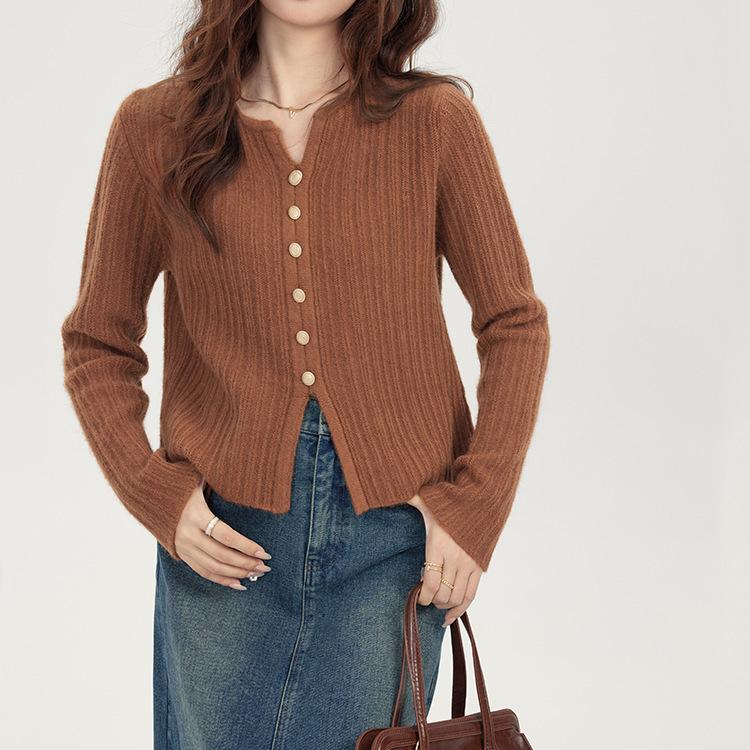 Pullover Sweater Women's Spring New Style Temperament Long Sleeved Knitted Top