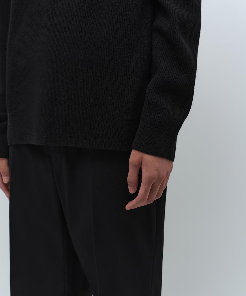 MUSINSA STANDARD [Victoria Wool] Minimal Ribbed V-Neck Knit [Black]