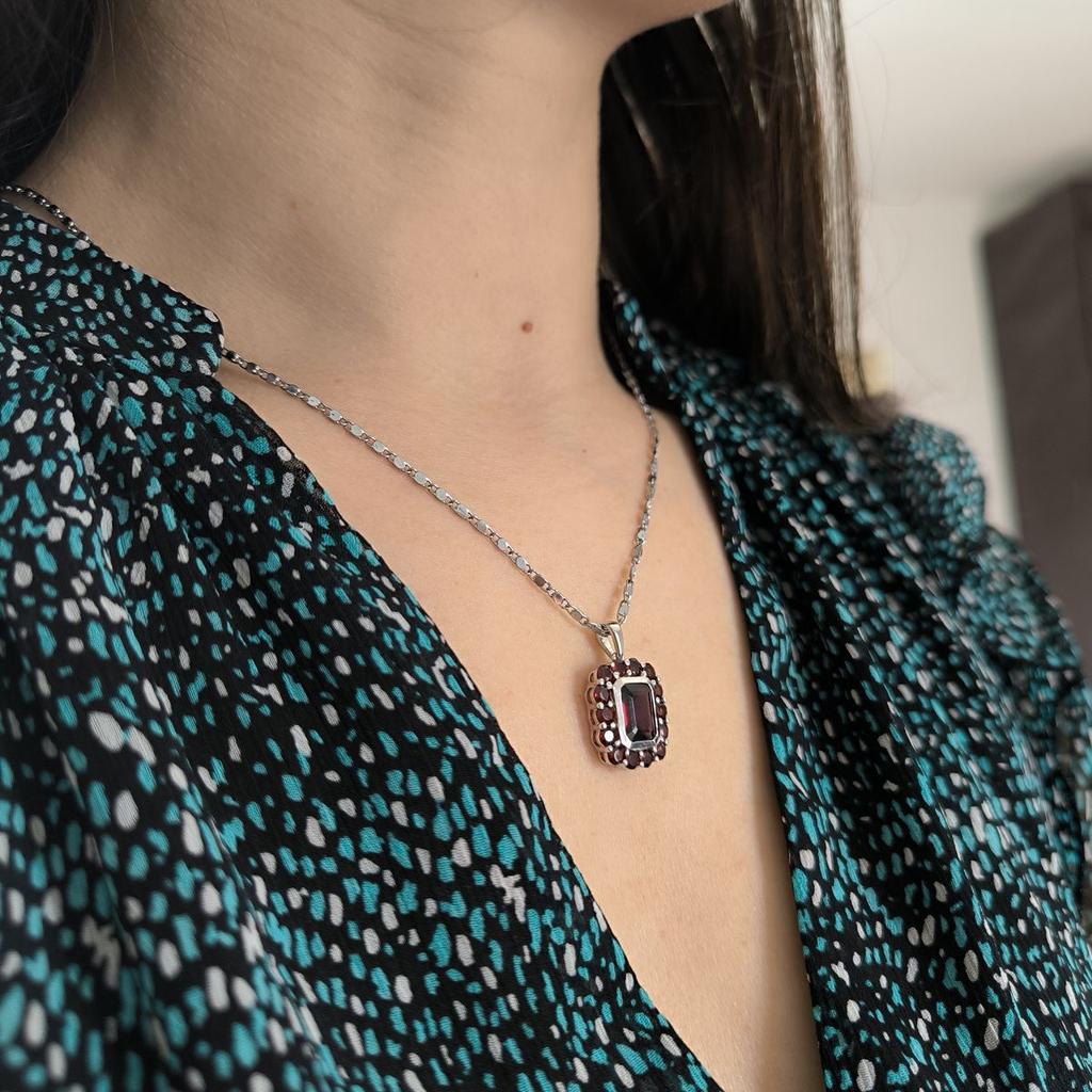 Silver Pendant with Garnet 4.575ct (2181392)