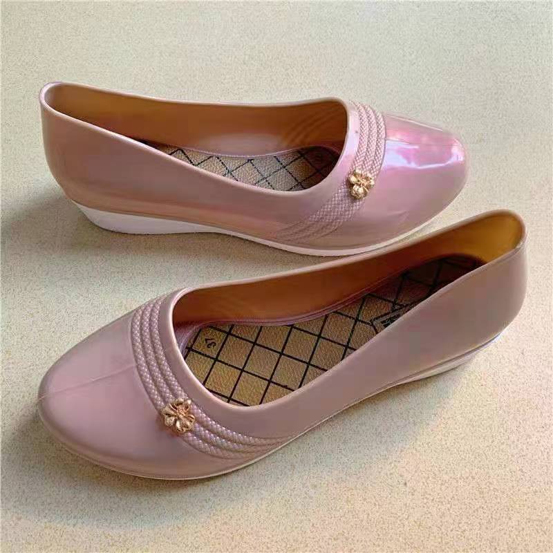 Fashionable Rain Shoes for Women In Summer Non Slip Sandals Waterproof and Comfortable Labor Protection Mid Heeled Rubber Shoes