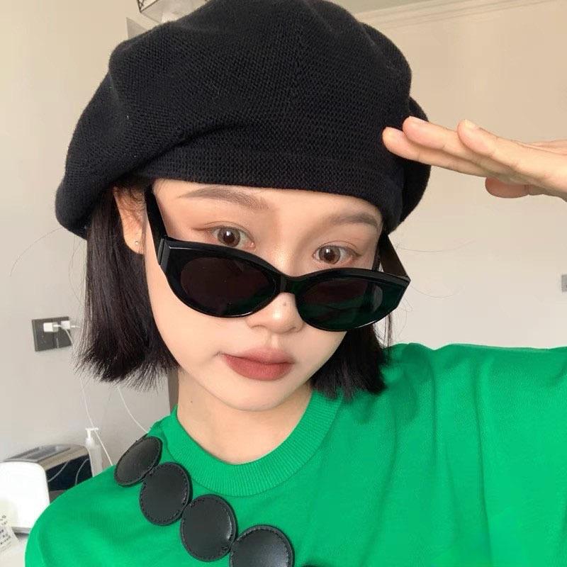 Women's Cat Eye Oval Frame Sunglasses - Stylish UV Protection Eyewear