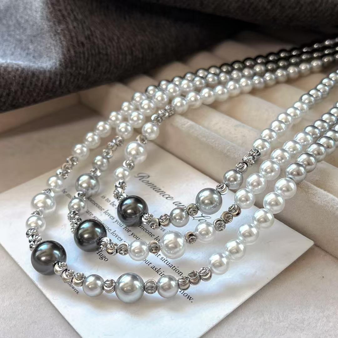 

Retro Design High Gloss Artificial Crystal Gradual Change Color Pearl Sweater Chain Necklace