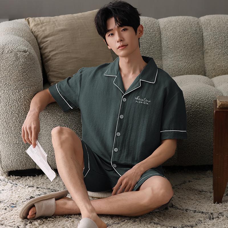 Neuer Sommer dünner Baumwolle Herren Pyjama Set kurzärmliger Cardigan einfarbig Herren Pijama Hauskleidung Oberteile und Shorts 2-teilig/Set Nachtwäsche