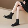 Små fötter~ Bekväma elastiska korta stövletter damers barfota stövlar 2025 ny koreansk version tunna stövlar Martin-kängor platta enkelstövlar