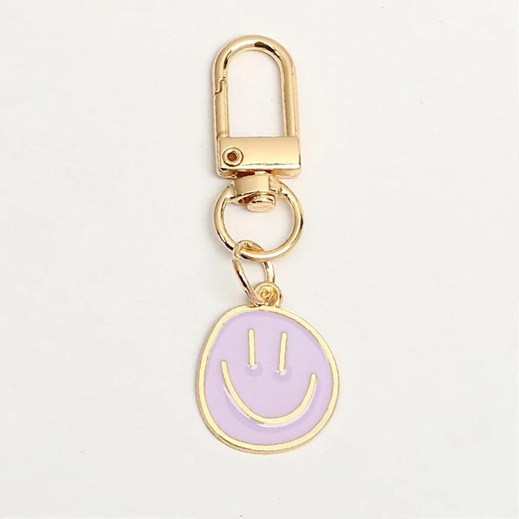 Lovely Smile Face Keychain Cute White Purple Yellow Pink Blue Black Enamel Metal Key Ring Bag Pendant Accessories Women Girl CLE