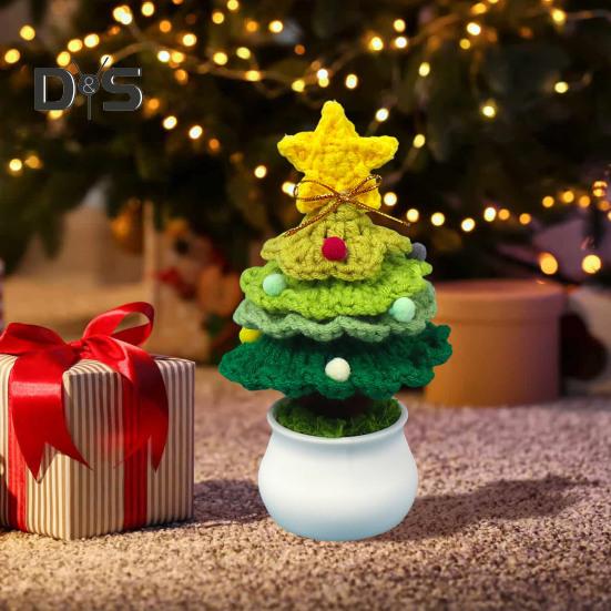 Crochet Christmas Tree Handmade Knitting Xmas Tree Ornaments Potted Plant Desktop Figurine for Holiday Crafting