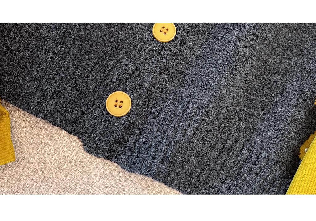 Color-Blocked Two-Piece Knit Sweater for Women - Elegant Round Neck Pullover (Spring 2026 Collection)