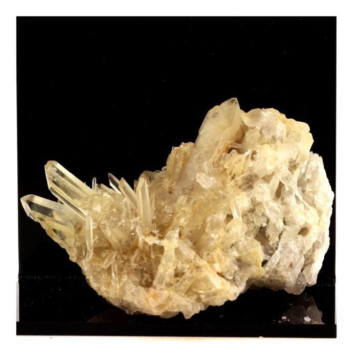 Pierres et Minéraux. Quartz. 1030.0 ct. Val Ferrand, Clavans, Oisans, France.