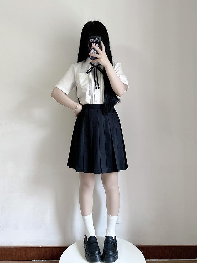 Women's Original Solid Color Pleated Skirt: Short, Medium, and Long Options for Student Graduation Photos