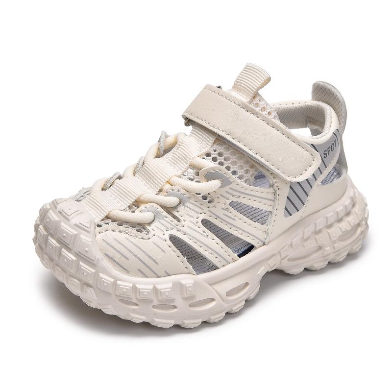 Pojksportssandaler för flickor Sneakers Halkfria Mesh Andningsbara 2025 Sommar Nya Barn Löparskor Tåförstärkta Mjuk Sula Komfort