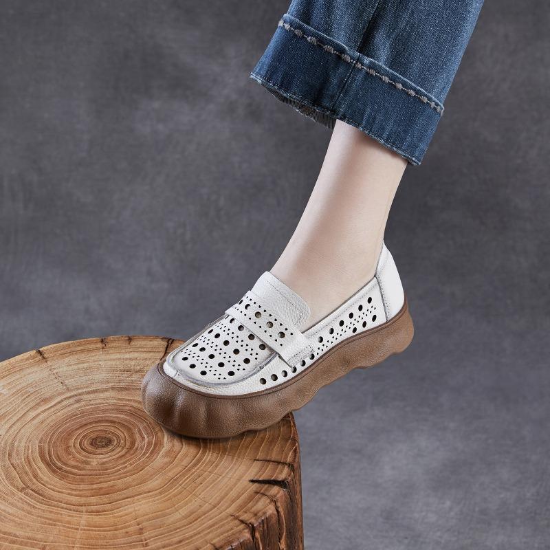 The First Layer of Cowhide Retro Hole Shoes for Women's New Spring and Summer Breathable Hollow Leather Soft-soled Single Shoes