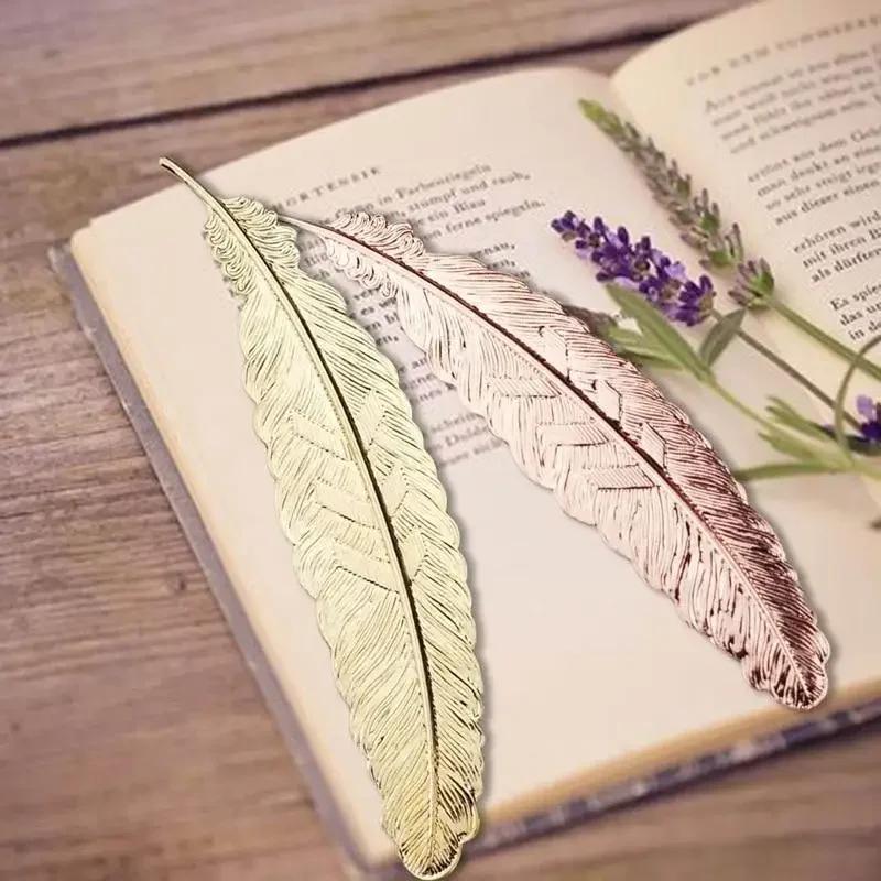 Creative metal feather bookmark Chinese vintage page cool book tag school offers party gifts.