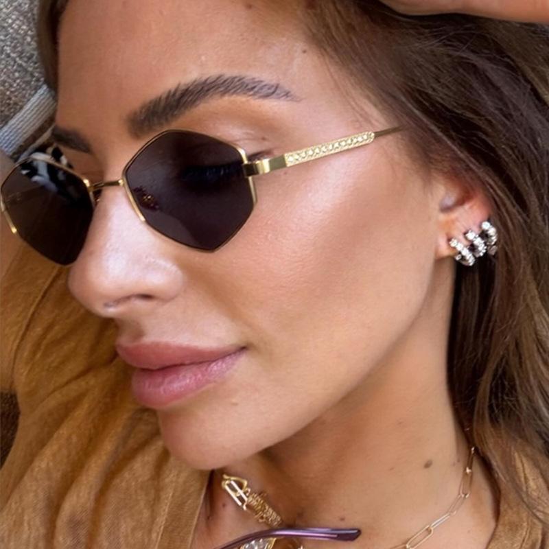Metal Diamond-Shaped Sunglasses Stylish and Unique Street Style Shades for Women Outdoor Travel Fishing UV Protection Eyewear