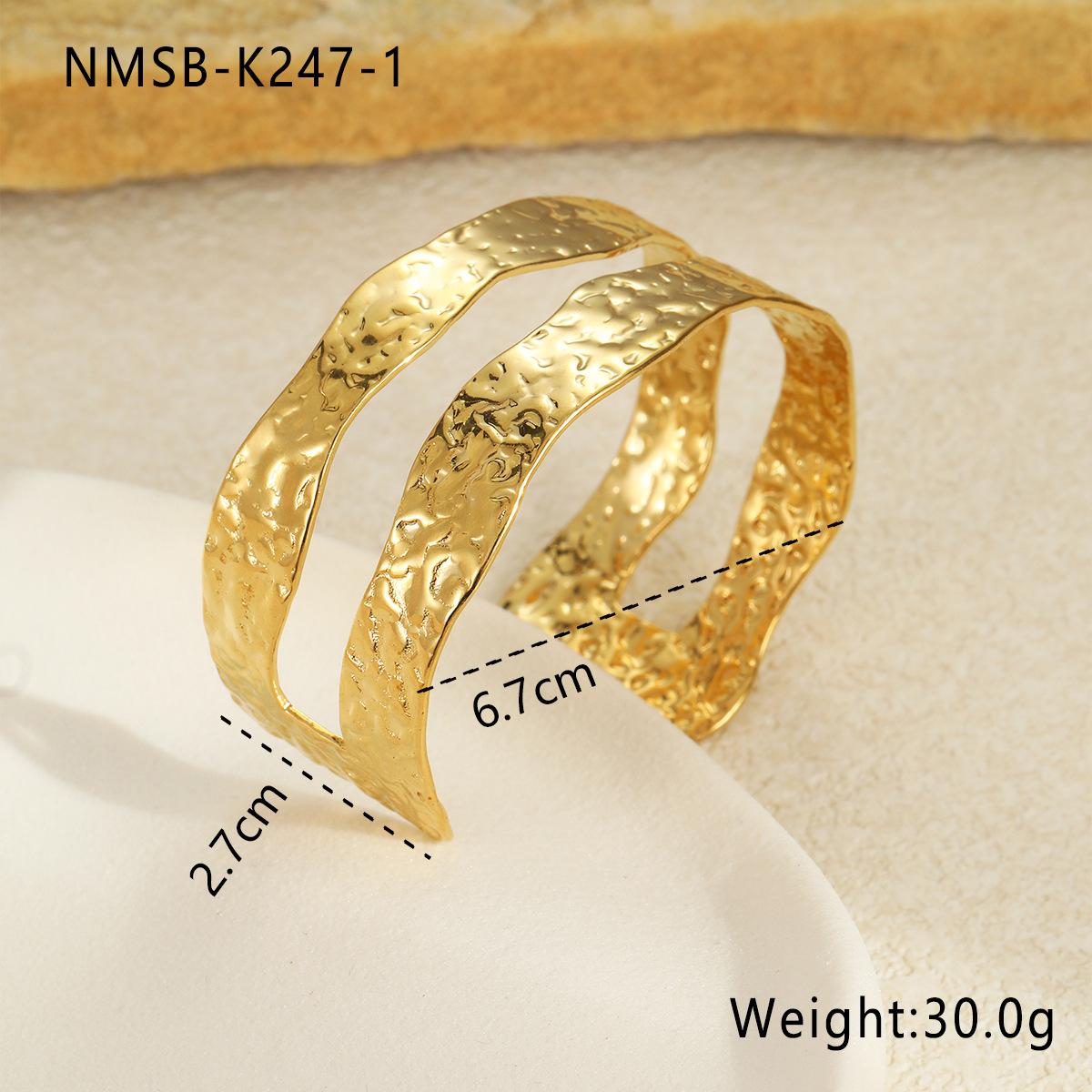 GEMCHIC Women s 18K Gold Plated Stainless Steel Cuff Bracelets Set - Hammered, Starfish, Bow & Chain Link Beach Vacation Jewelry