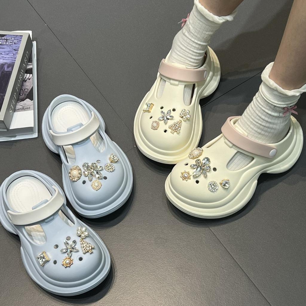 Pearl rhinestone hole shoes women's 2025 summer new outer wear heightened thick-soled breathable non-slip bag head cool slippers