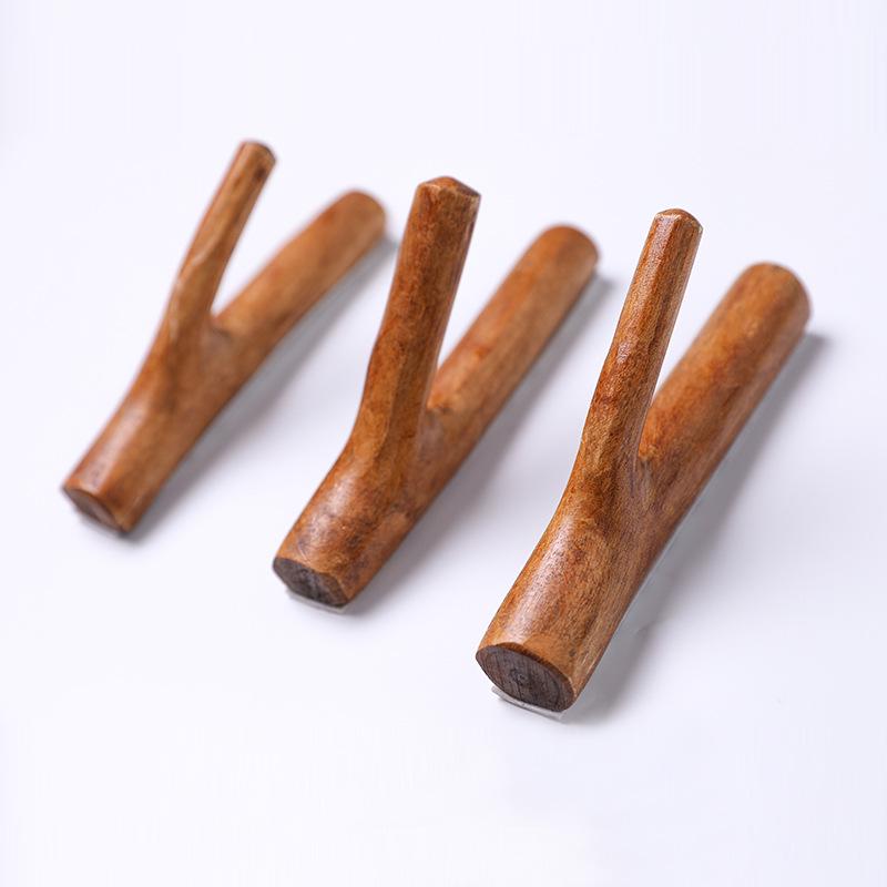 Nordic Retro Solid Wood Tree Branch Wall Hook for Pastoral Decor