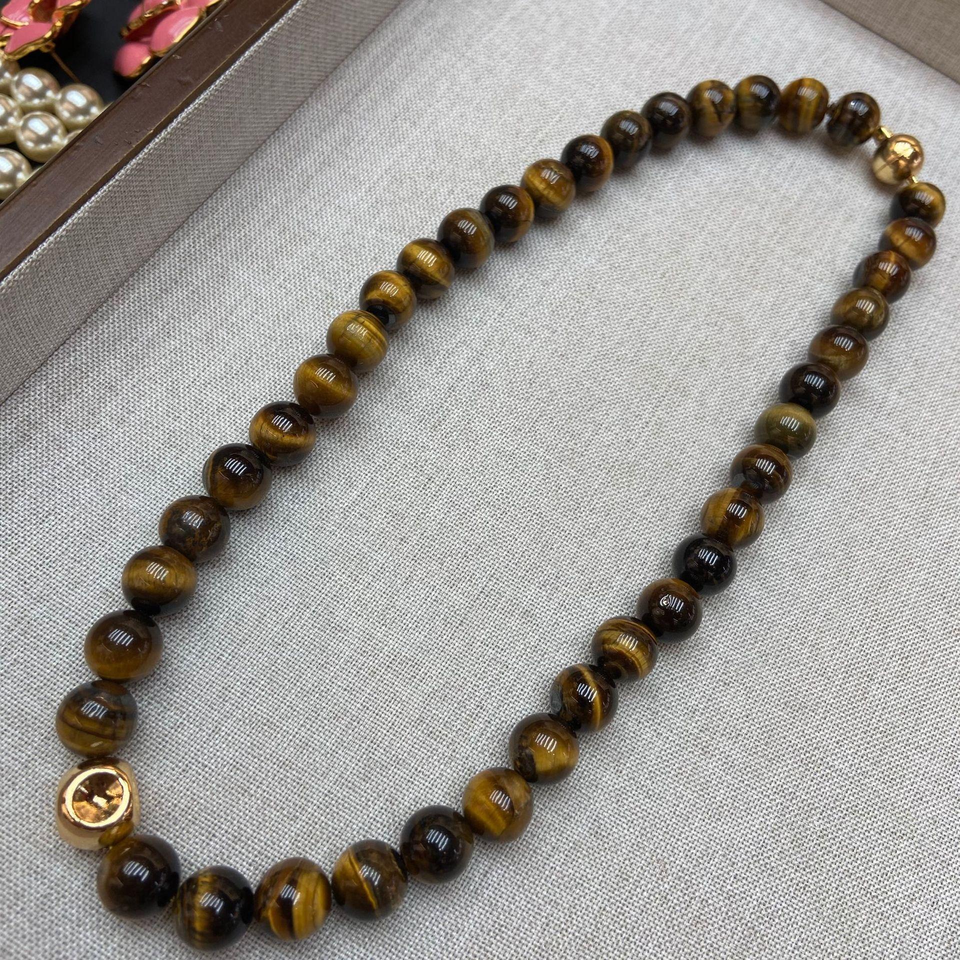 

Maillard Natural 10M Tiger S Eye Stone Gold Ball Beaded Necklace Women S Light Luxury Niche Design Advanced Temperament Lock
