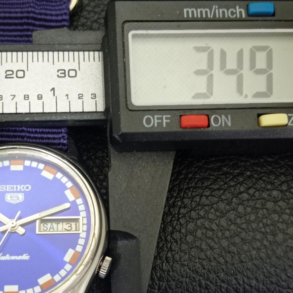 SEIKO 5 AUTOMATIC 7009A JAPAN MENS VINTAGE BLUE COLOR DIAL WATCH a701420-5 R206b-a701420