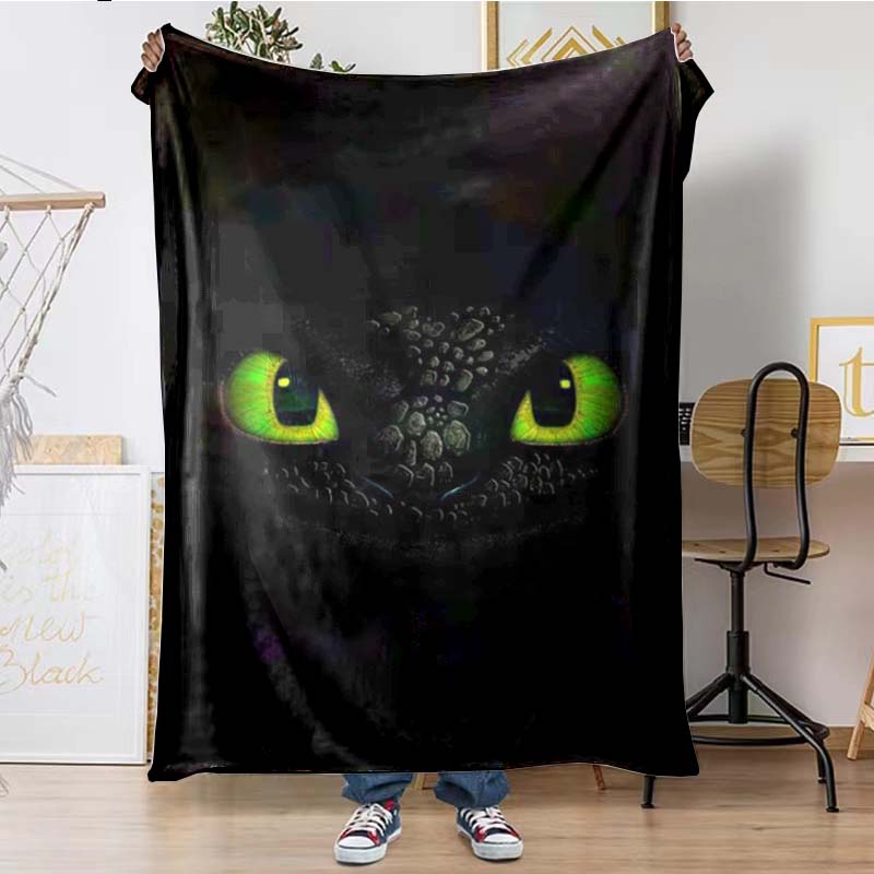 The Toothless and Light Fury Patterned Blankets Are Perfect for Beds or Other Occasions, Making Them A Perfect Gift Choice.