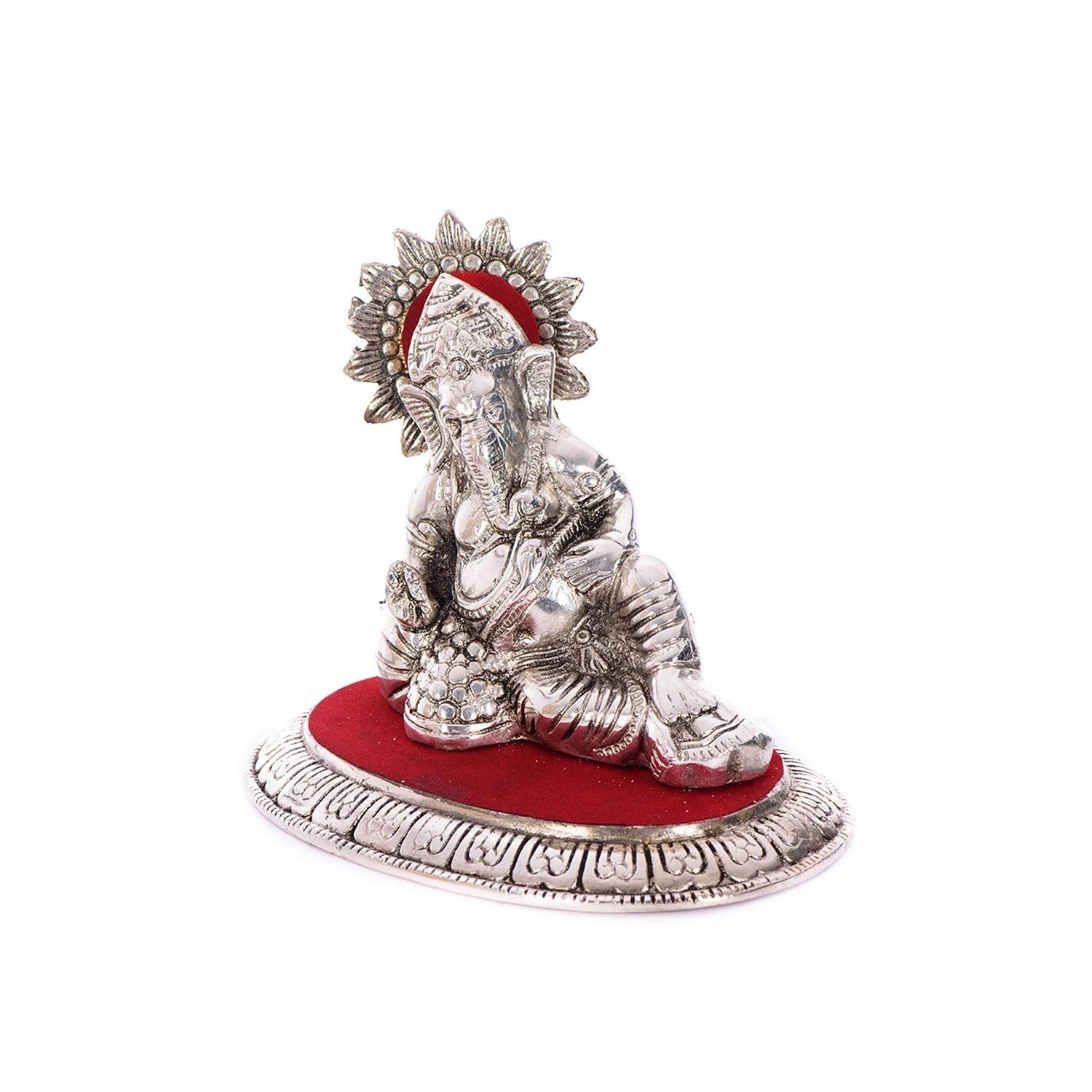

Lord Ganesha Idol серебряный/красный