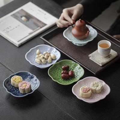 Chinesische Keramik Relief Dim Sum Tablett Hohes Obsttablett Kreatives Trockenobsttablett für Zuhause Teezeremonie Zubehör