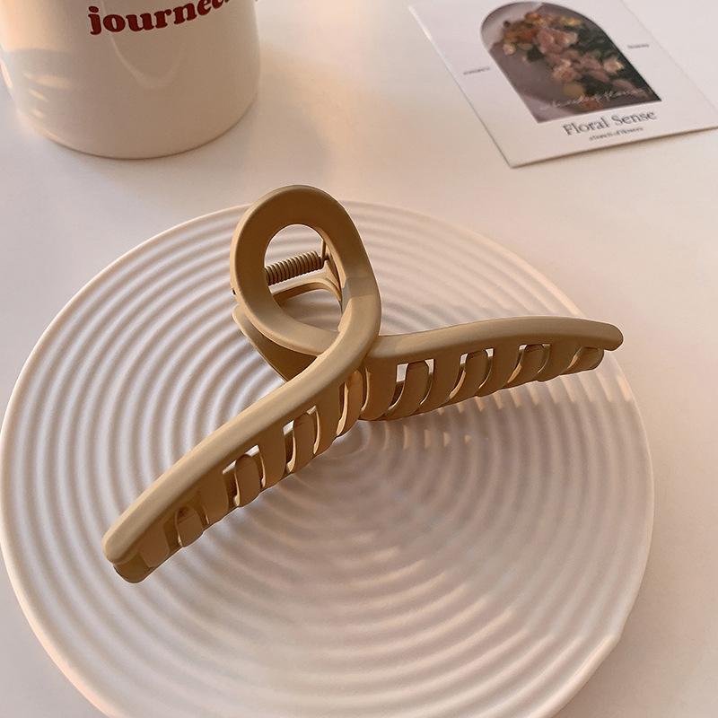 Simple Frosted Large Hair Clip For Women  French Elegant Hairgrips Korean Style Hair Claw Girls Hairpins Hair Accessories