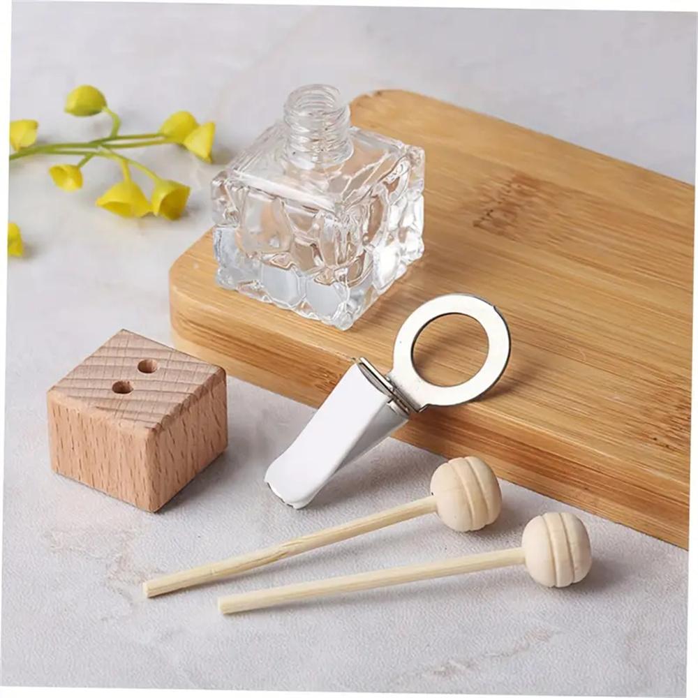 0.27oz Water Cube Air Outlet Perfume Empty Bottle Car Glass Diffuser Bottle Wooden Cap Freshener With Clip Vehicle Fragrance Dec