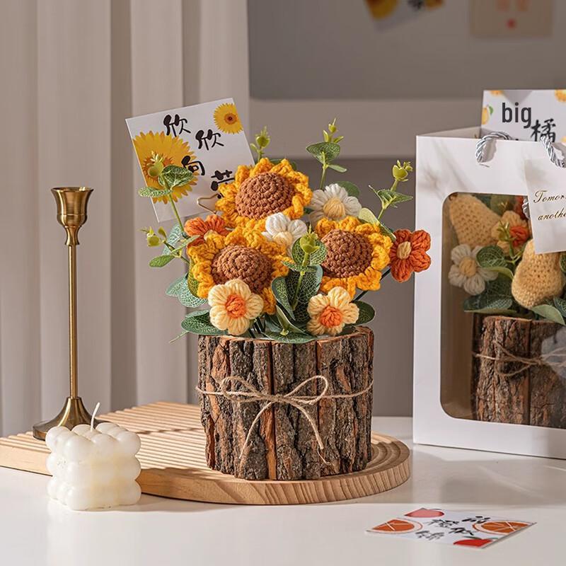 Вязаный букет цветов ручной работы