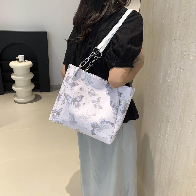 2025 New Foreign Trend Casual Shoulder Bag College Students Class Tote Bag Fashion Commuter Large Capacity Bag Women