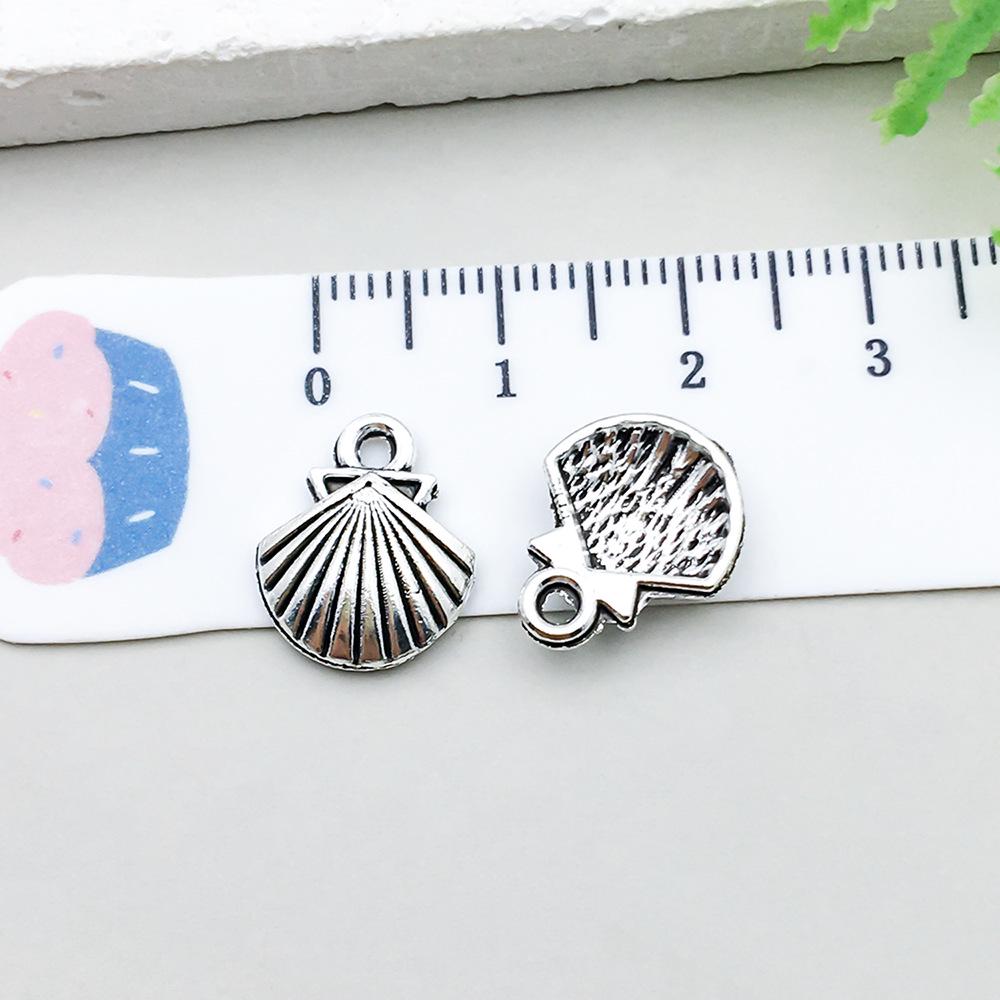 Set di 100 Ciondoli Gatto Farfalla Luna Argento Antico per Braccialetti e Collane Fai da Te